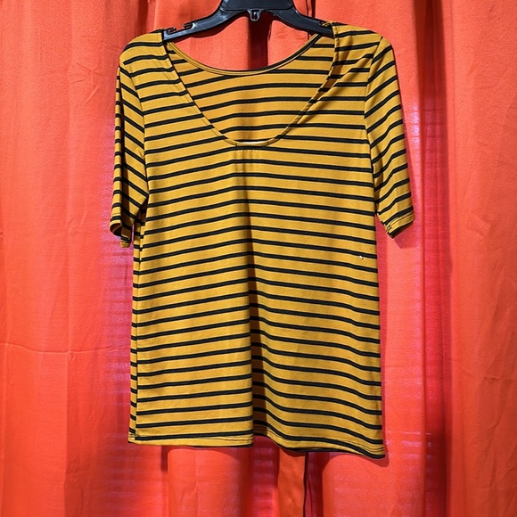 Bundle of shirts (5) - Picture 6 of 11